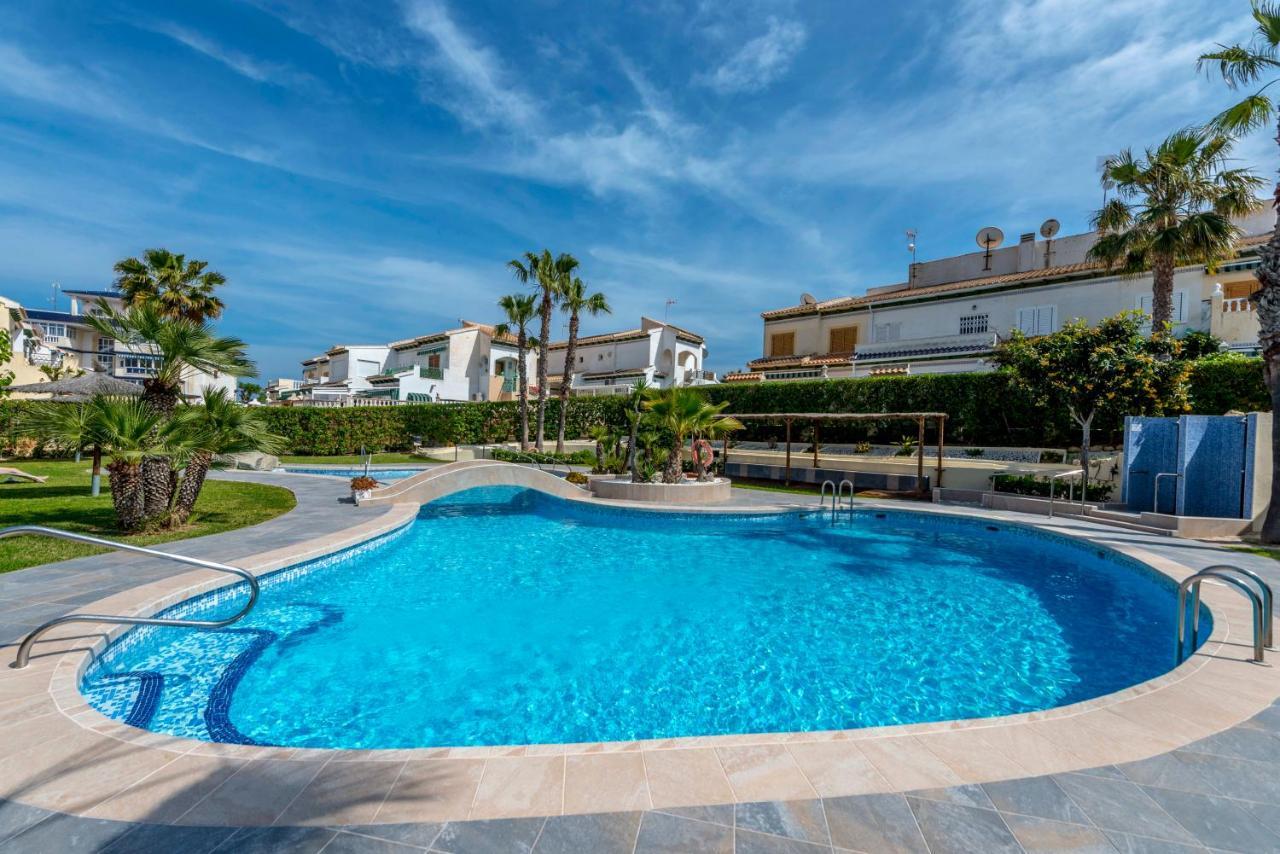 Villa-Capricho Playa - Caprice Villa Beach لا ماتا المظهر الخارجي الصورة