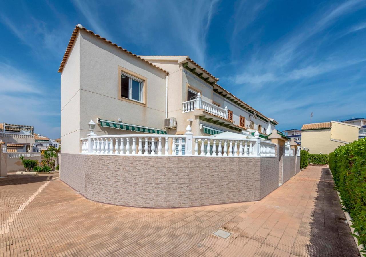 Villa-Capricho Playa - Caprice Villa Beach لا ماتا المظهر الخارجي الصورة